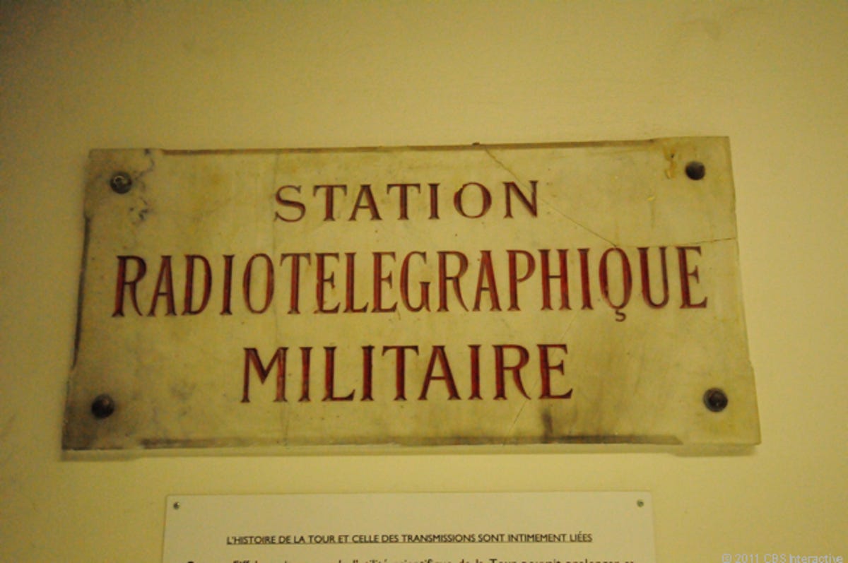 Station_radiotelegraphique_militaire.jpg