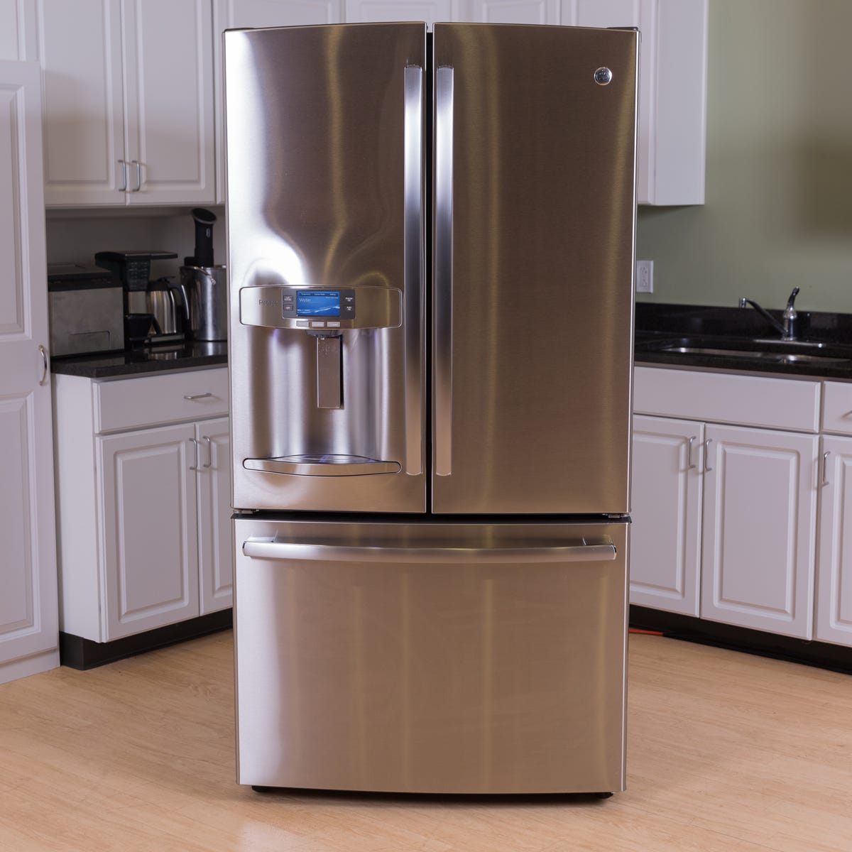 GE PFE28RSHSS review: GE filled its Profile Series fridge with premium  features - CNET
