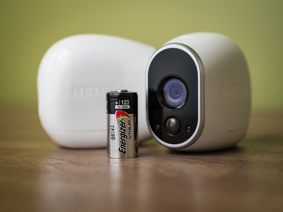 Smart Wifi 1080p HD Indoor/Outdoor Battery Video Camera - Energizer