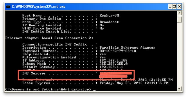 Windows command line showing DNS servers