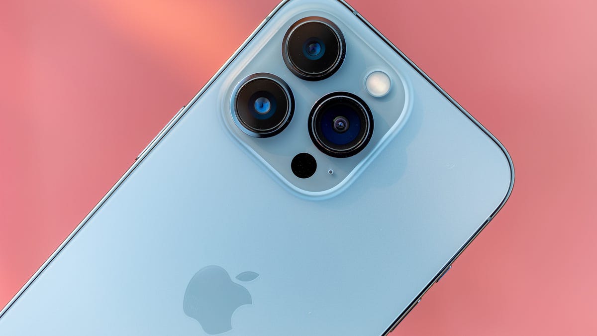 iPhone 13 Pro in sierra blue