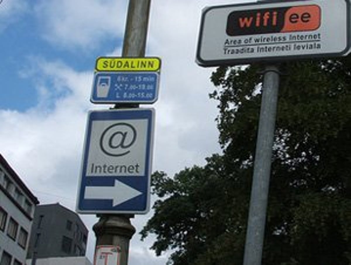 Estonia Wi-Fi signs