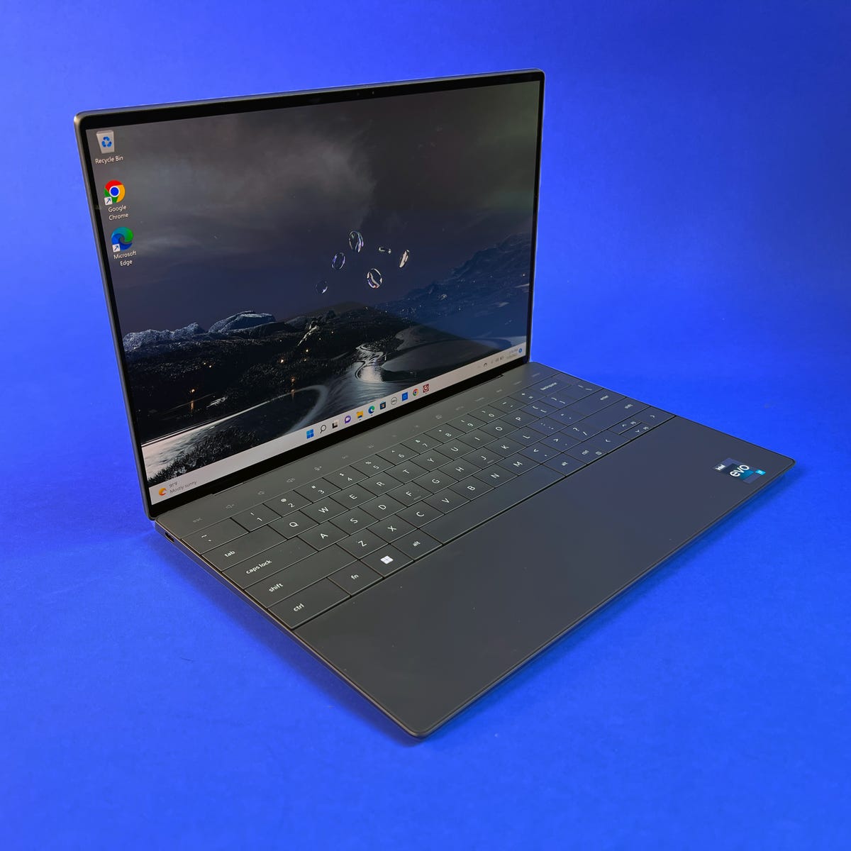Dell XPS 13 Plus Review: This Slim Premium Laptop Isn't Afraid to Shake  Things Up - CNET