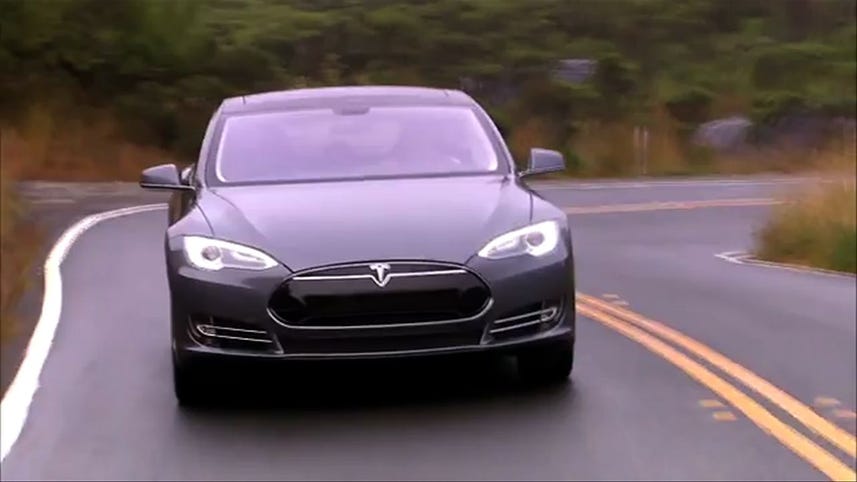 Tesla cars will be self-driving this summer