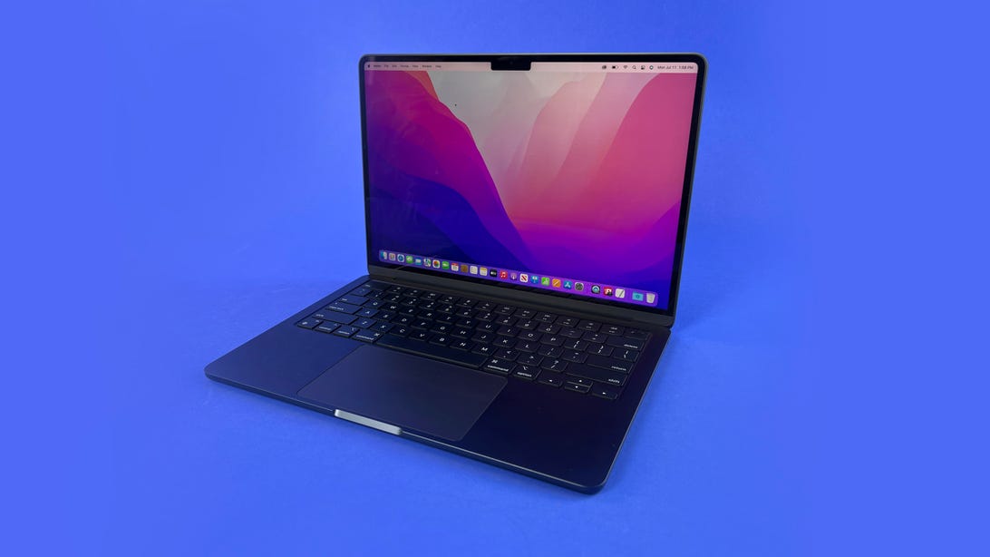 MacBook Air M2 Review: Better Camera and Bigger Screen Outshine a Faster Chip     - CNET