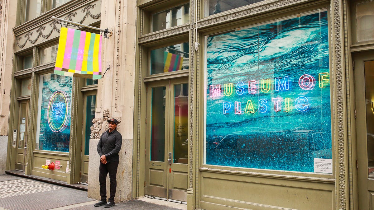 Pop-up Museum of Plastic features sustainability issues in New York City