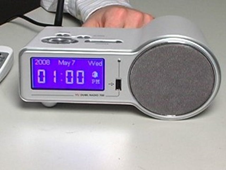 Aluratek Internet Radio Alarm Clock with Built in WiFi