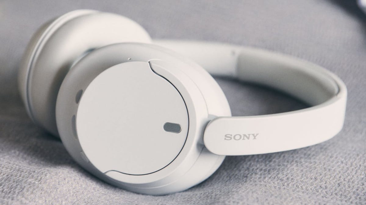 The CH-720N are Sony's new entry-level noise-canceling headphones