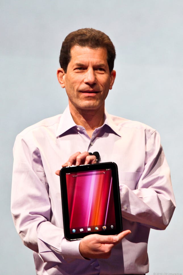 Jon Rubinstein introduces the HP TouchPad, a WebOS-based tablet.