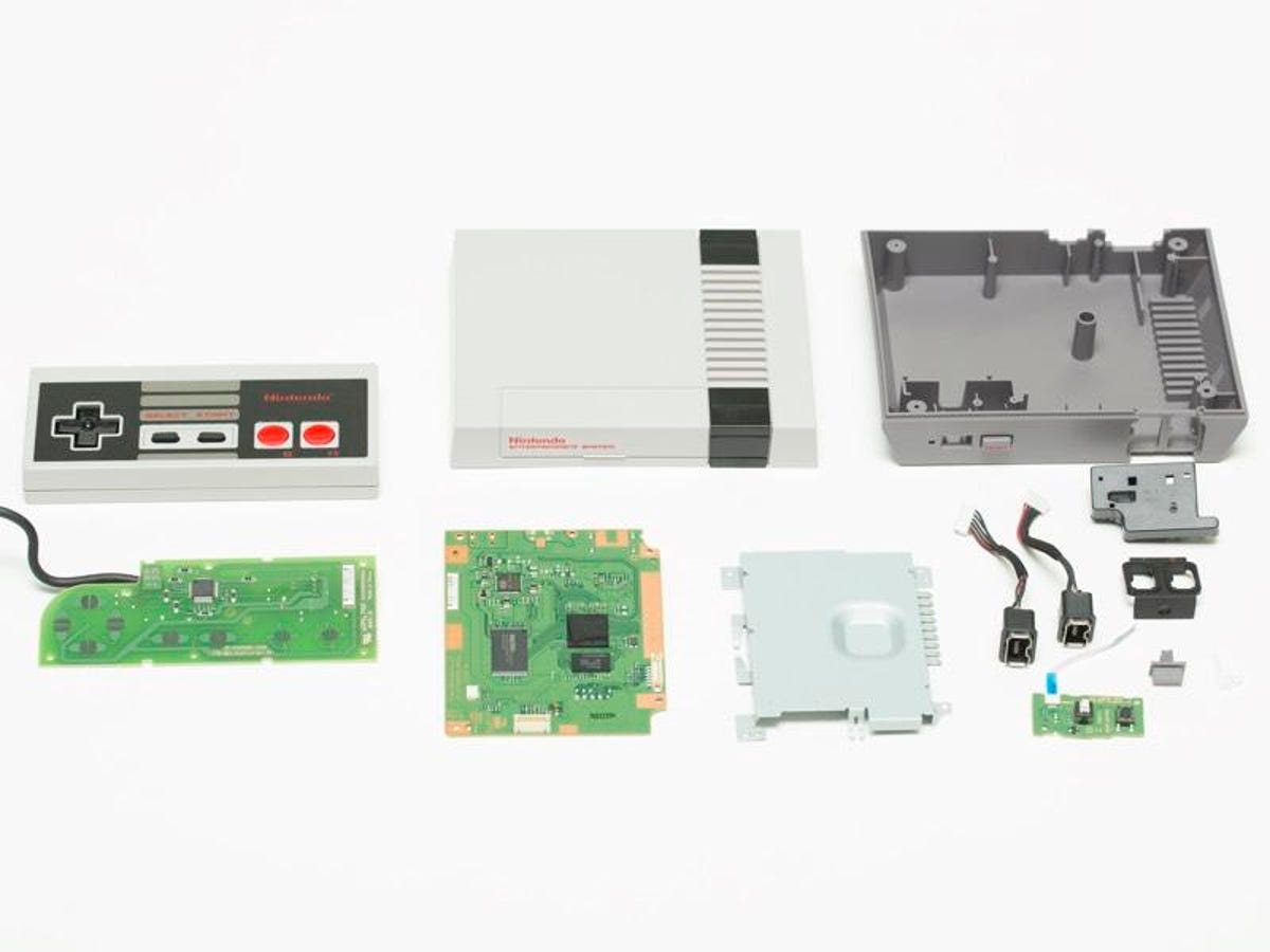 NES Classic teardown