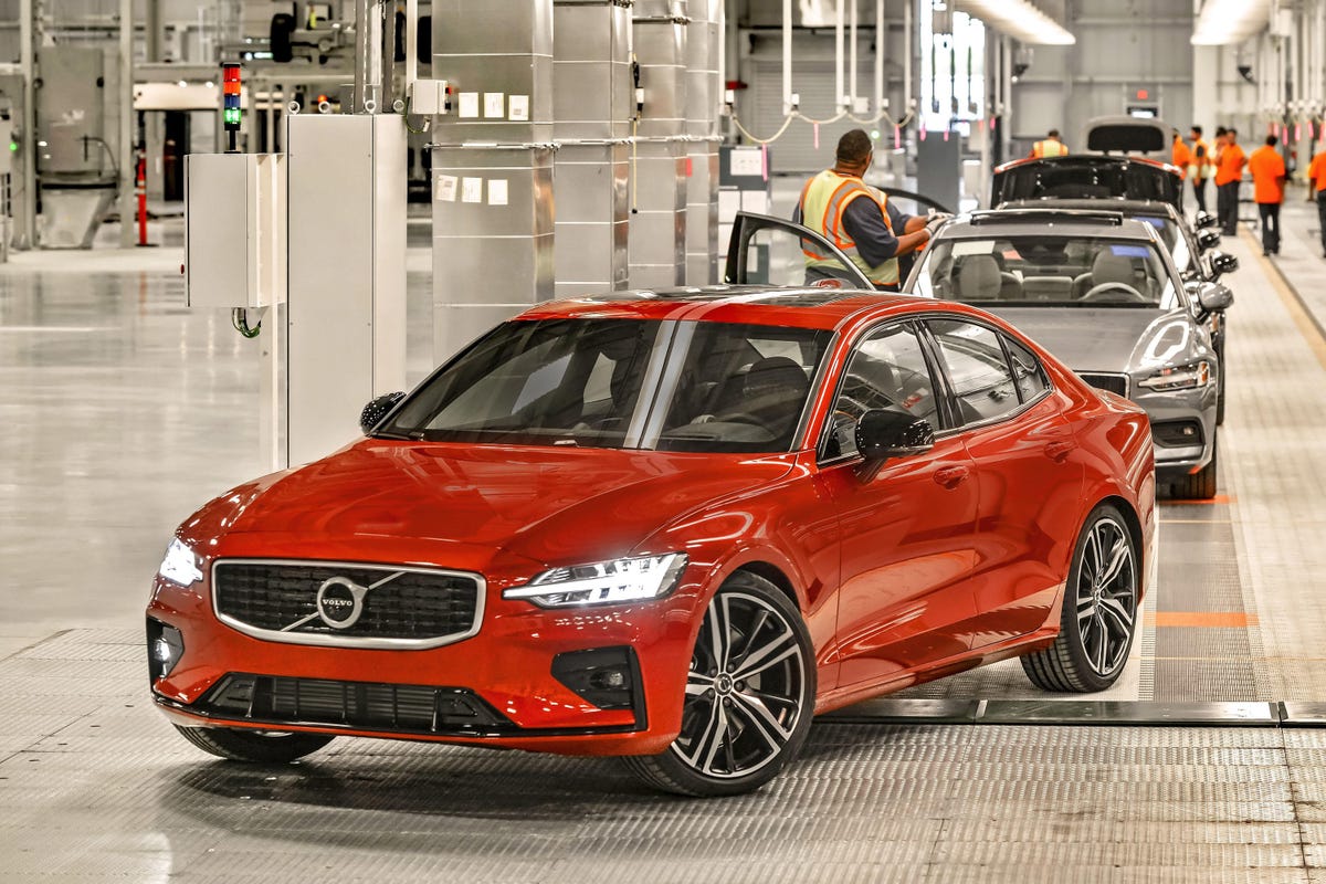 2019 Volvo S60 on South Carolina Production Line