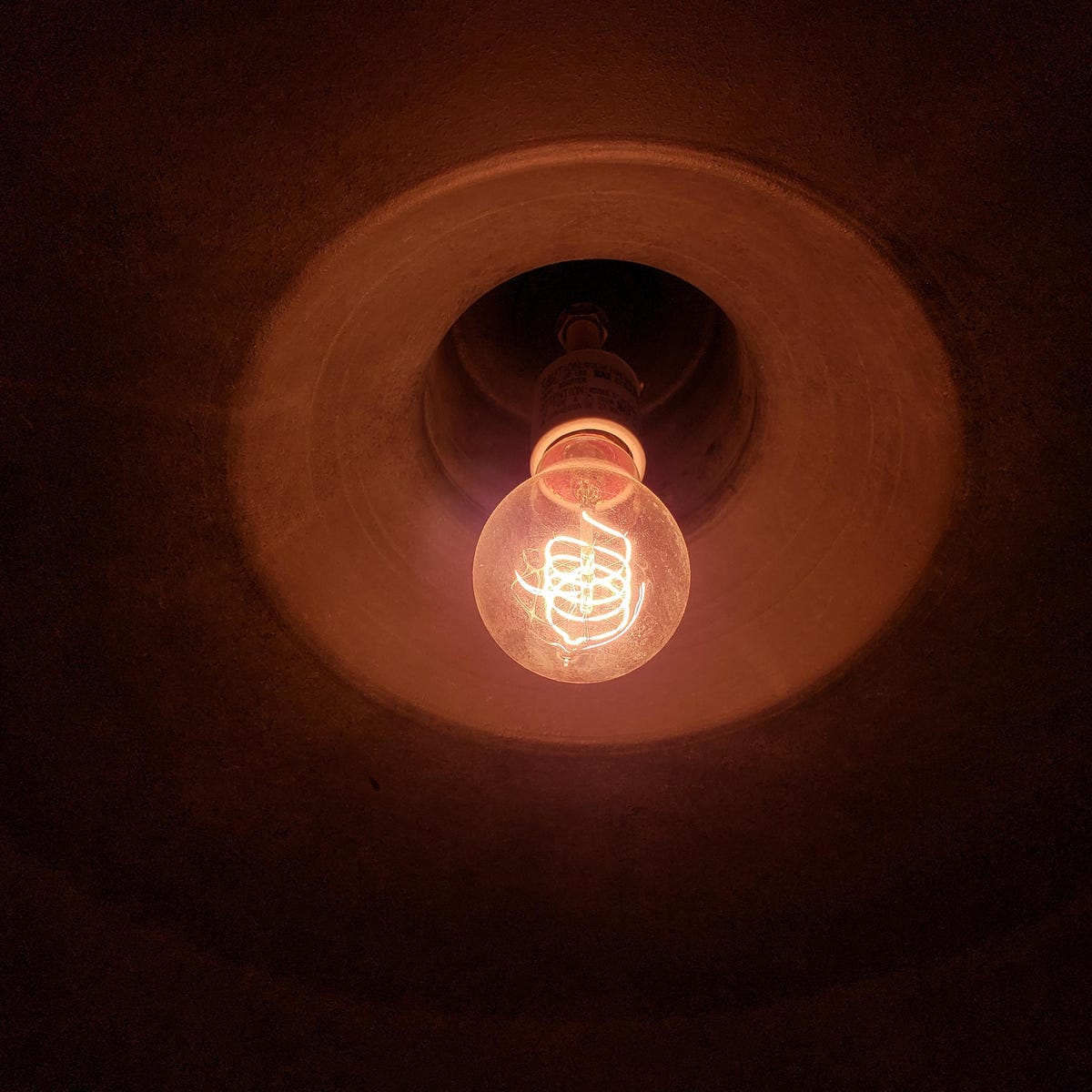 Warm light bulbs vs cool light bulbs: Which is best for you?-CNET - CNET