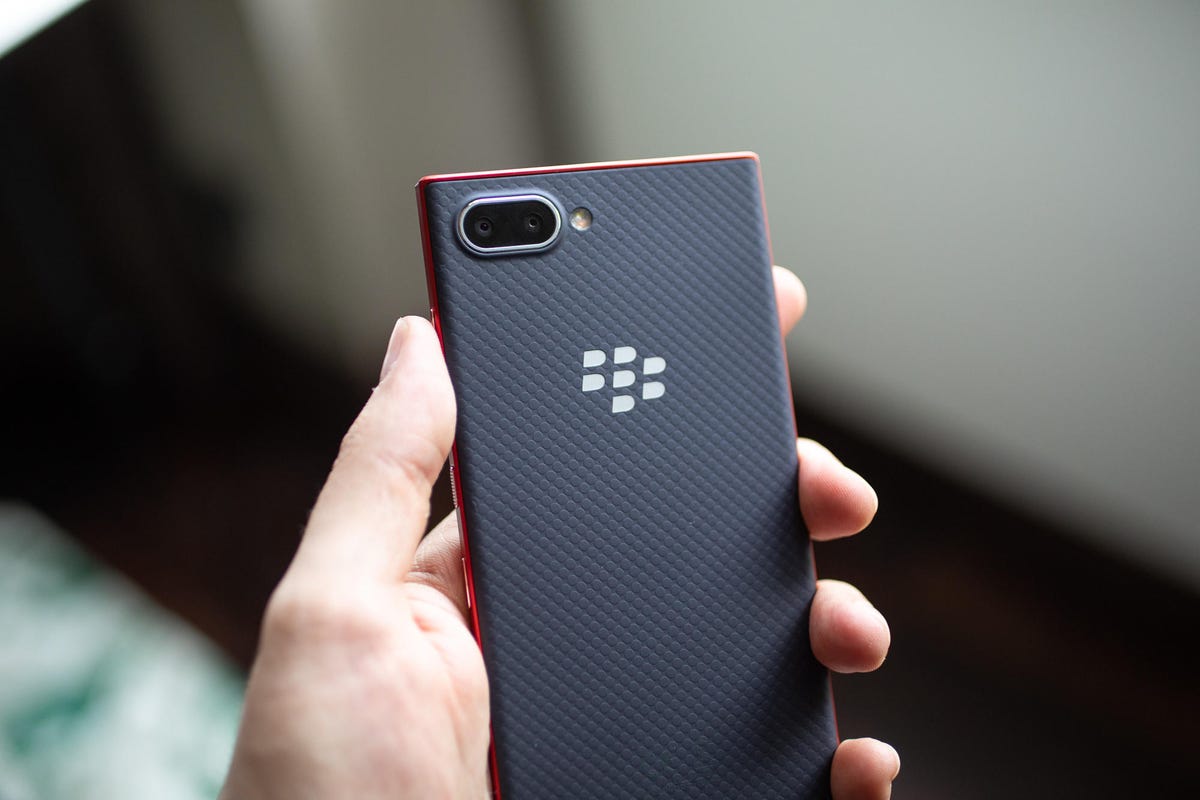 blackberry-key-2-two-le-5
