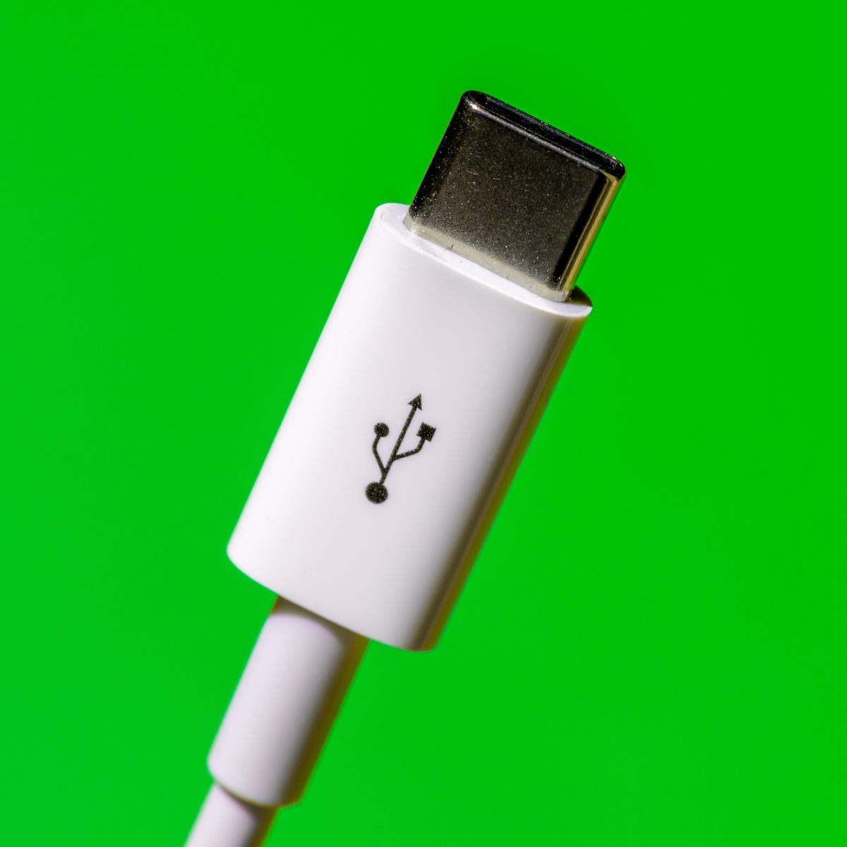 Finally, a USB-C iPhone Is Coming - CNET