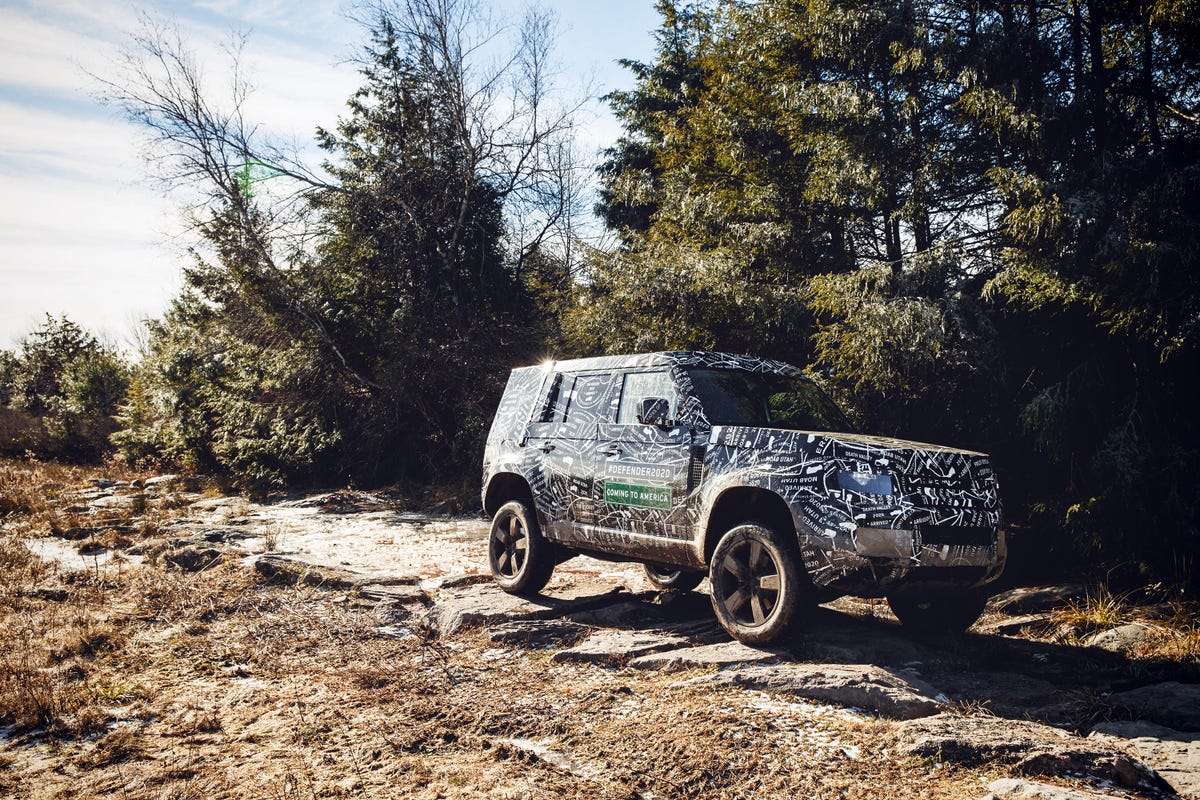 Land Rover Defender Teaser