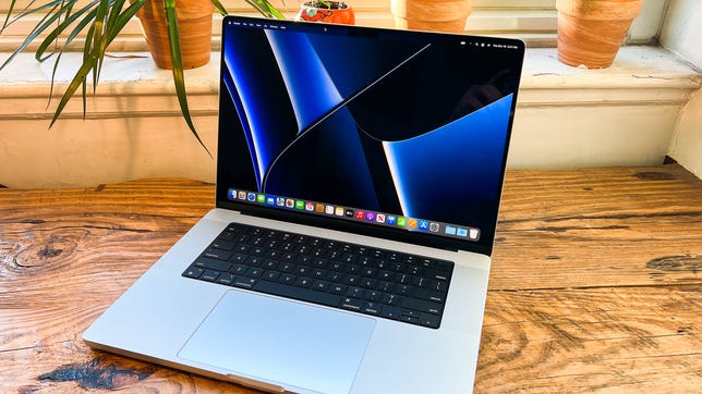 Best MacBook Deals: Save $100 on M2 MacBook Air and M2 MacBook Pro, Up to $400 on Larger MacBook Pros 11