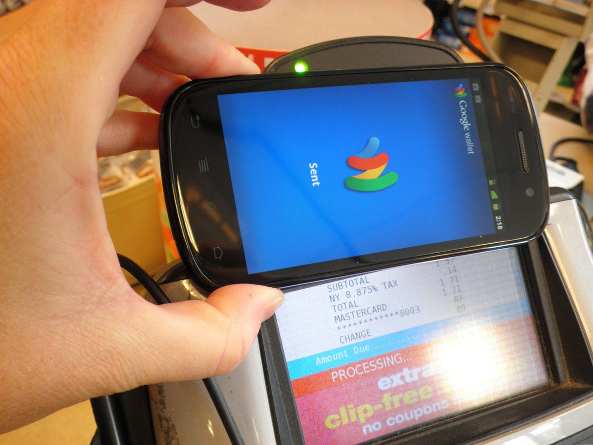 Google Wallet making a payment.