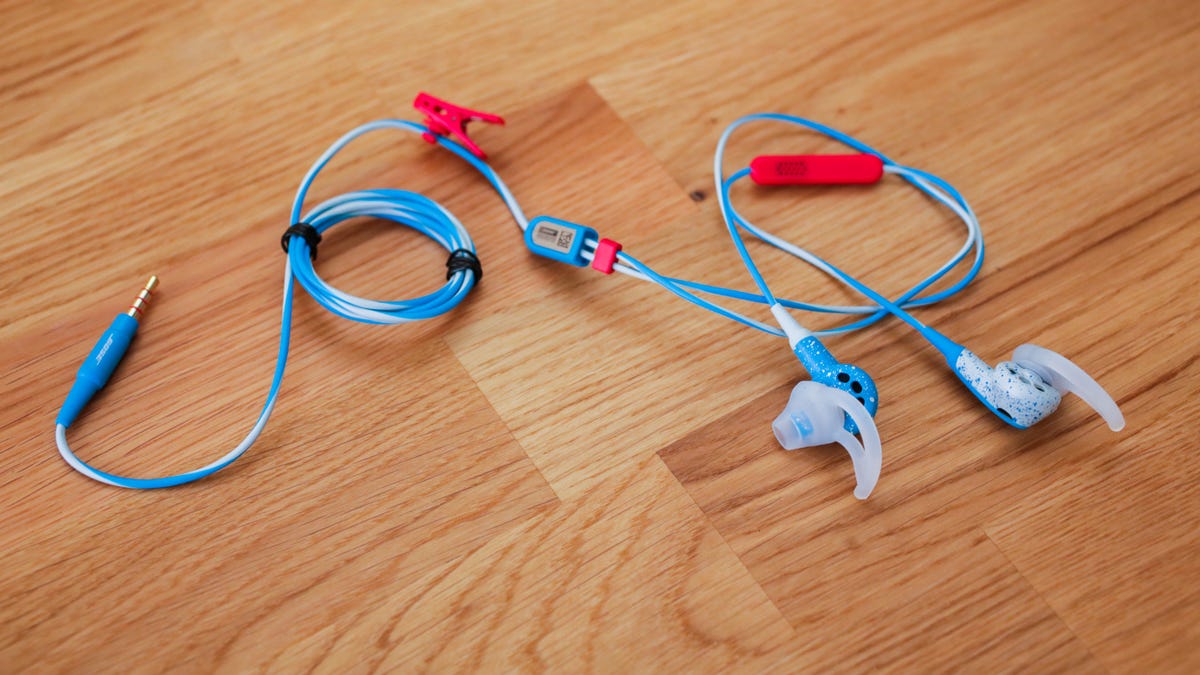 04bose-freestyle-earbuds-product-photos.jpg