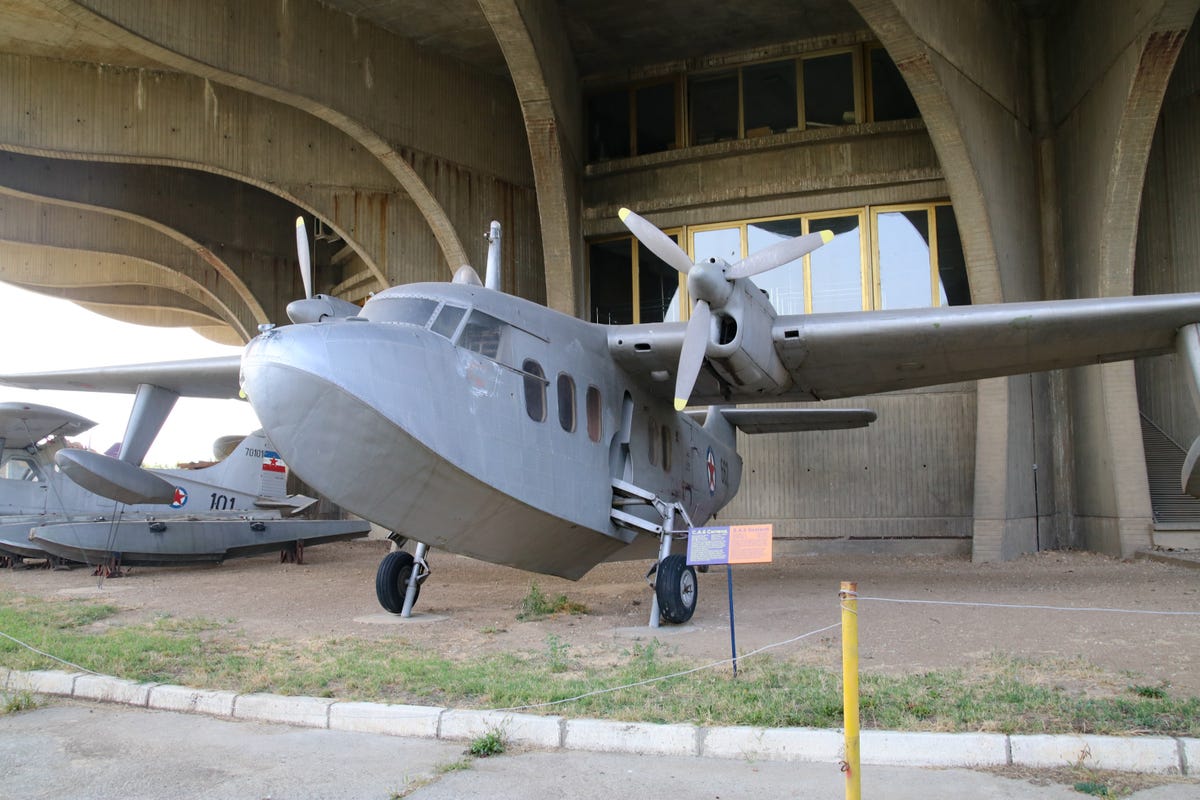 belgrade-museum-of-aviation-38b.jpg