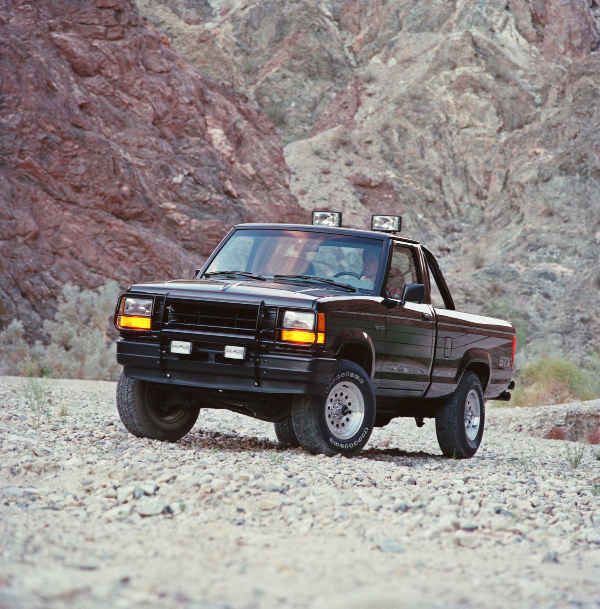 1990-ford-ranger-stx