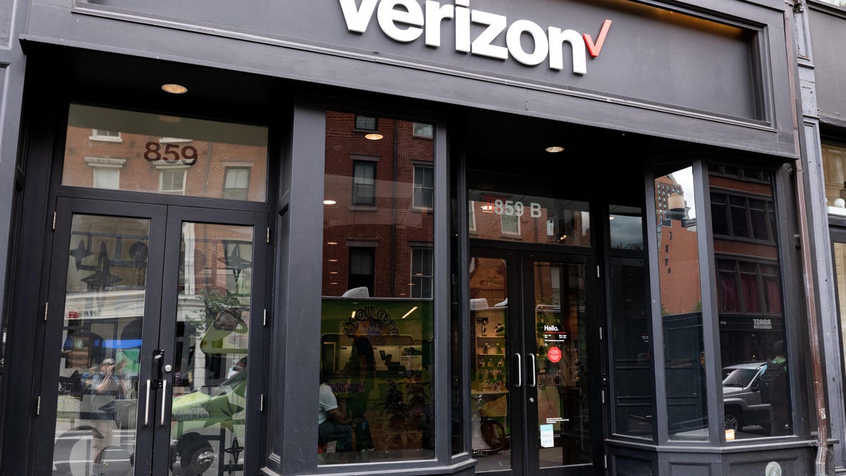 Verizon store in Union Square in New York City