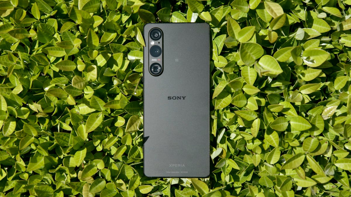Sony Xperia 1 V Review: A Step Closer to Besting Apple and Samsung ...