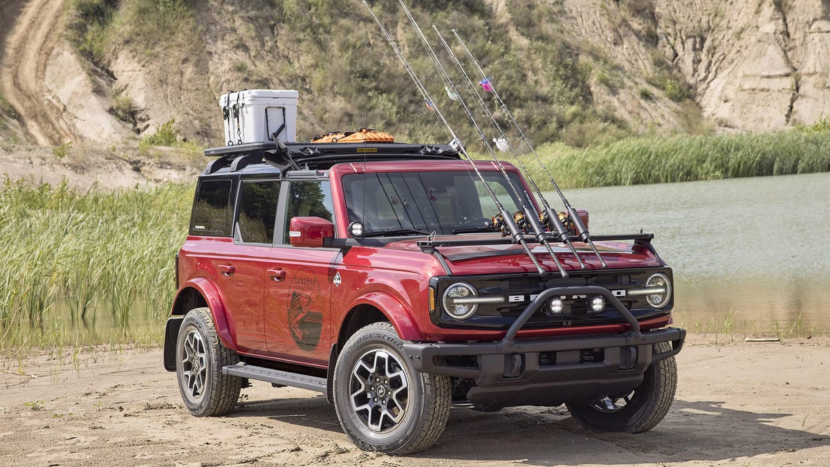 2021 Ford Bronco Outer Banks Fishing Guide concept