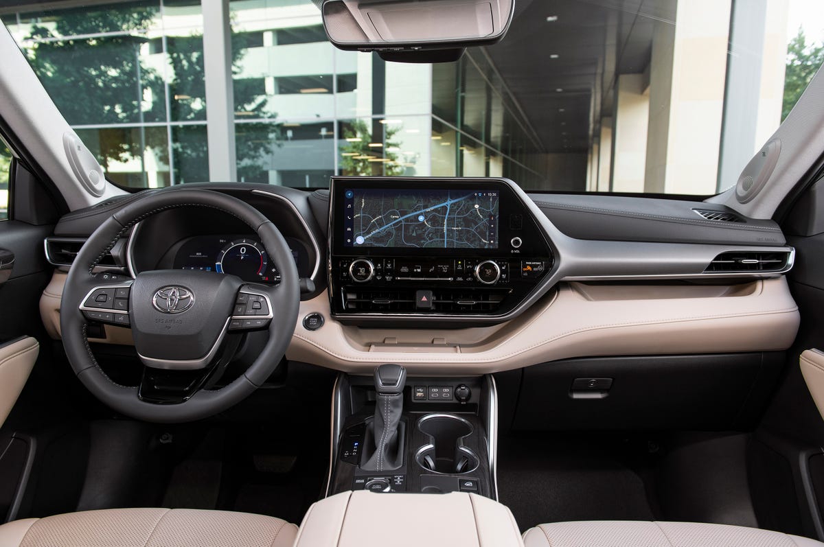 2023 Toyota Highlander Turbo dashboard as seen from the back seat