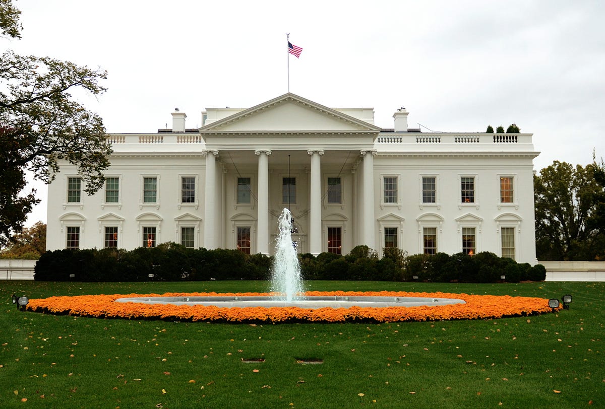 white-house-president-DC.jpg