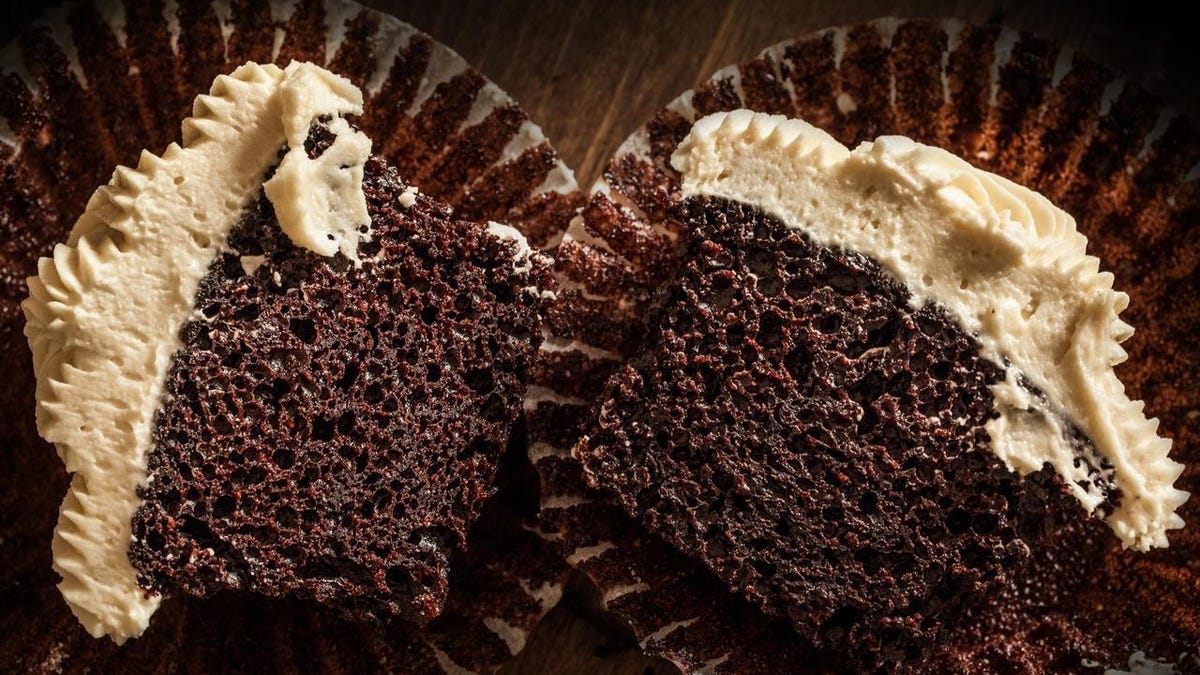 vegan-chocolate-cupcakes-recipe-chowhound
