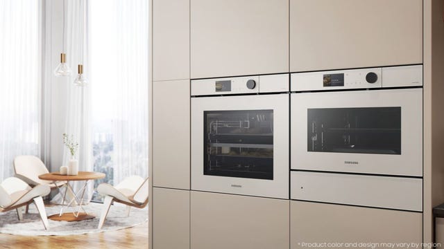 Samsung's Bespoke Wall Oven
