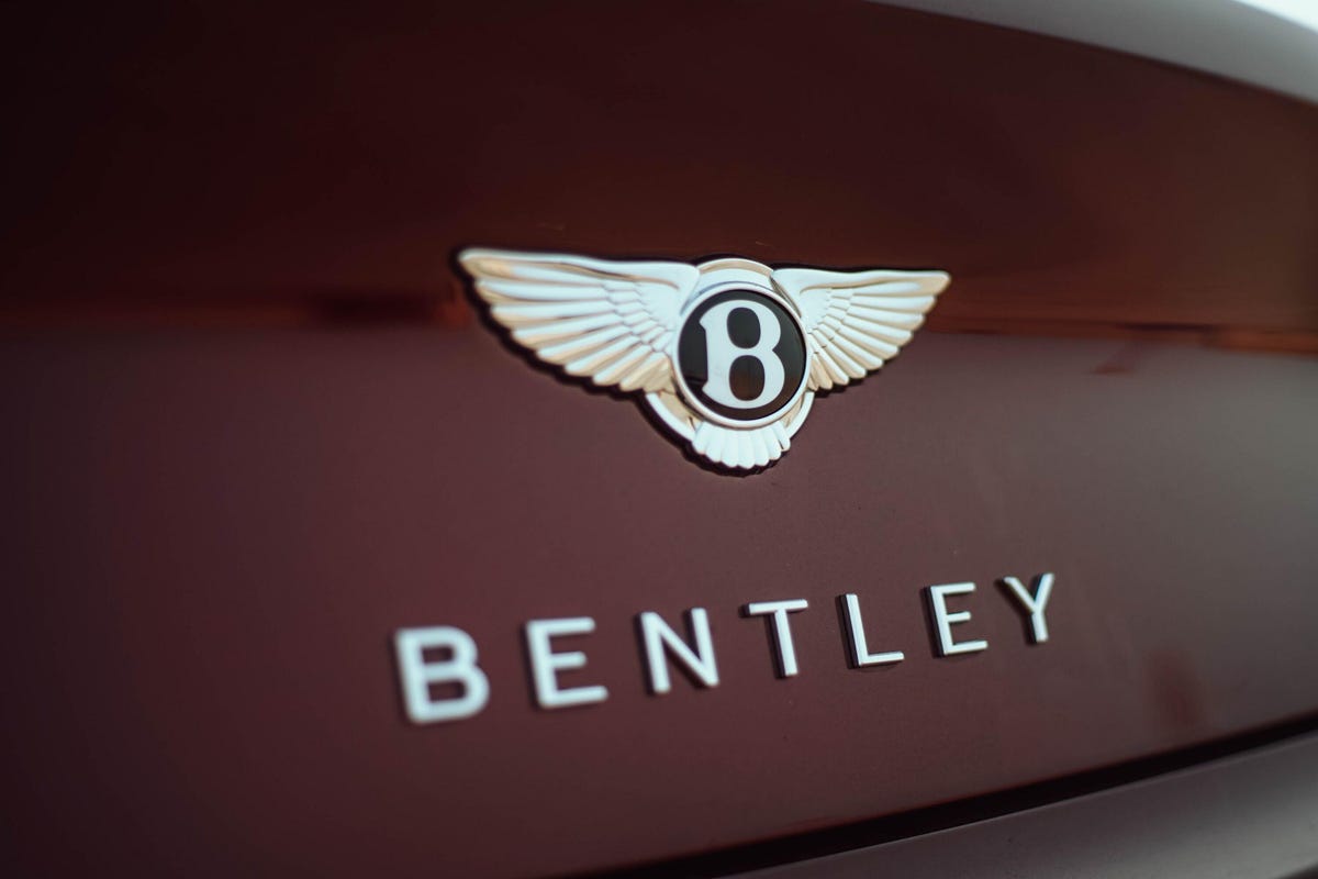 2021-bentley-continentalgt-v8-convertible-4