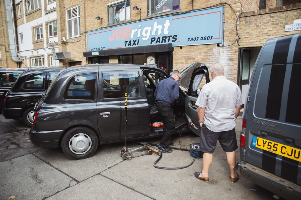 The Southwark station contains one of London's only mechanics businesses that caters solely to black cabs.