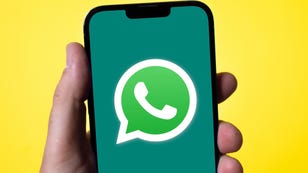 WhatsApp Adds Customizable Avatar Emoji for Chats