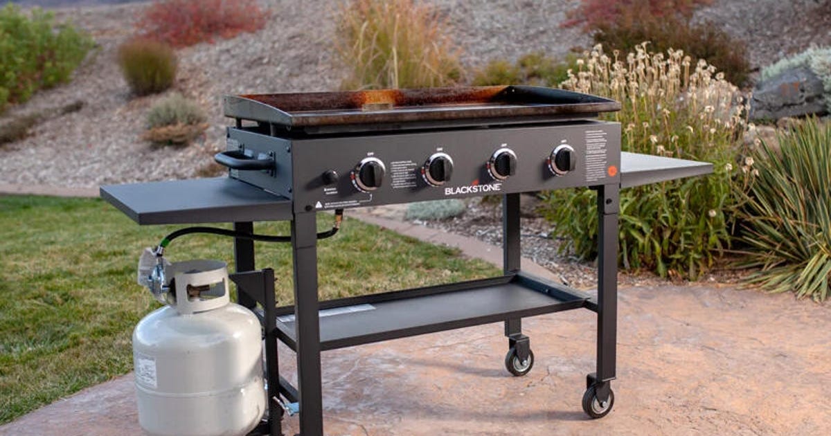 Blackstone Vs Camp Chef Two Popular, Outdoor Propane Griddle Vs Grill