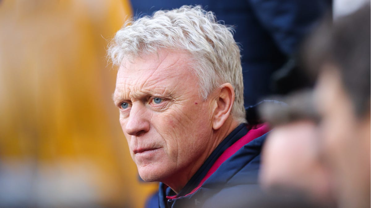 West Ham manager David Moyes looking concerned
