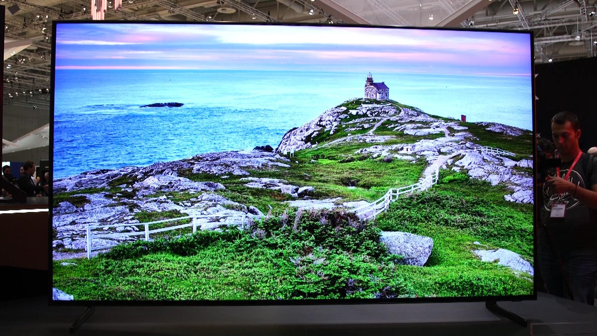 Samsung 8k купить. Телевизор самсунг 8к. ТВ самсунг 8. Телевизор самсунг 85 дюймов 8к QLED 85. Samsung a8.