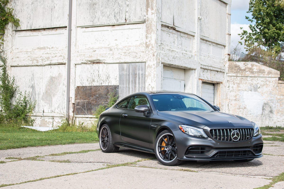 2020-mercedes-amg-c63-s-coupe-7
