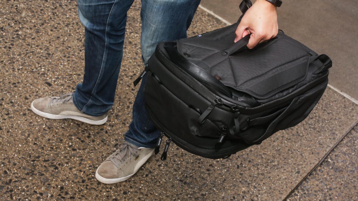 04-peak-design-travel-backpack-45l