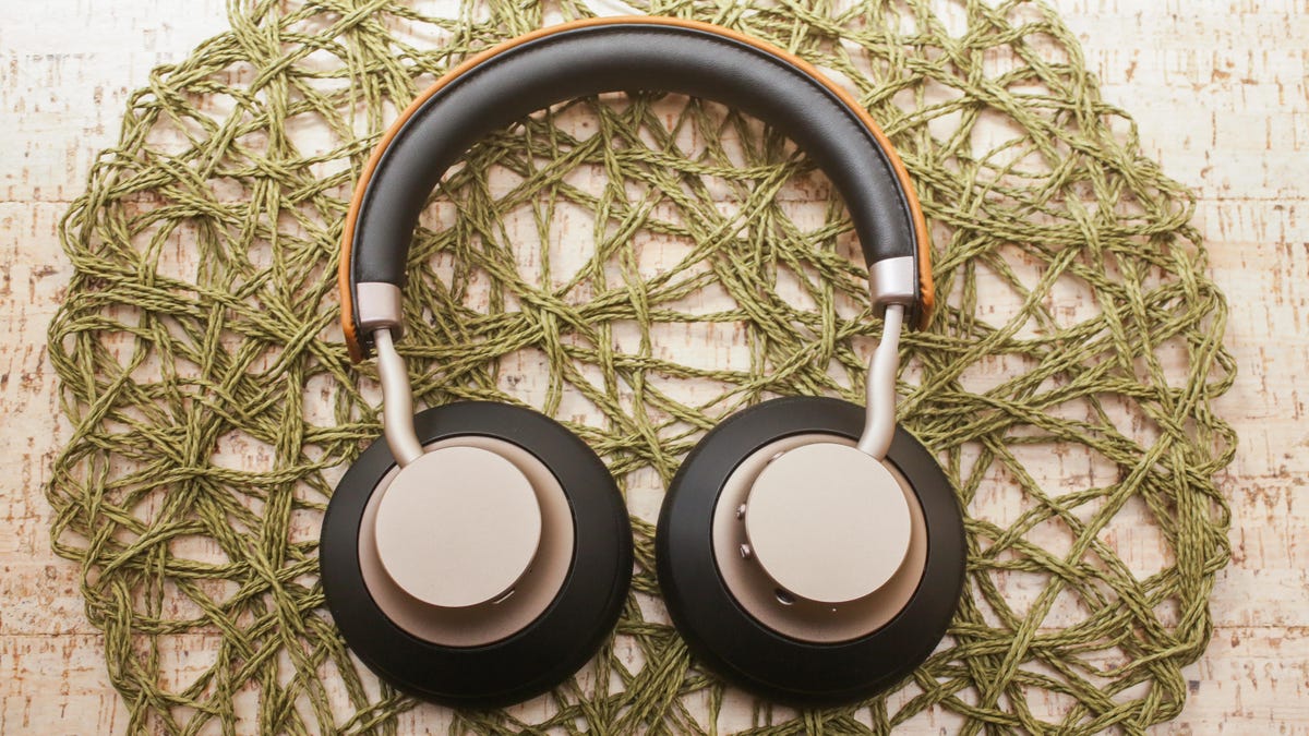Heyday Wireless On-Ear headphones