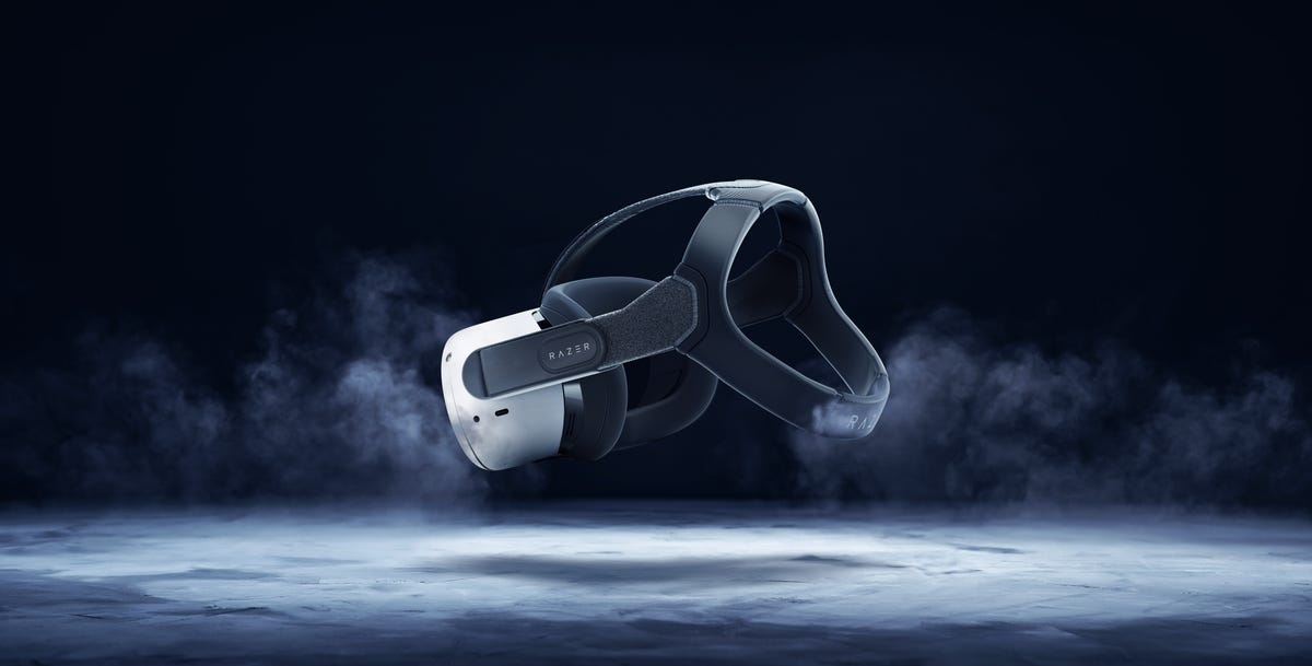 Black head straps surrounding a VR headset.