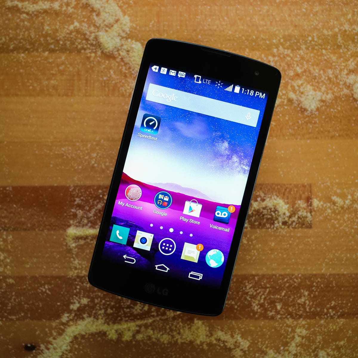 LG Tribute review: Premium style on a budget - CNET