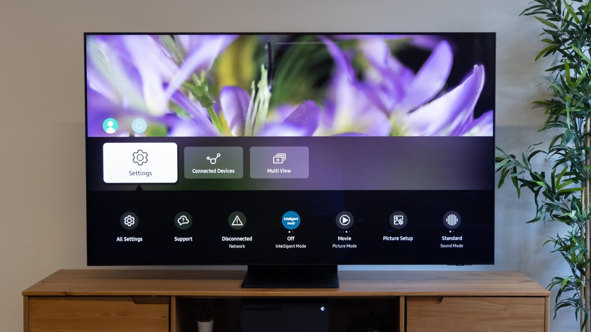 The Samsung QN90B QLED TV menu system has quick and in-depth settings.