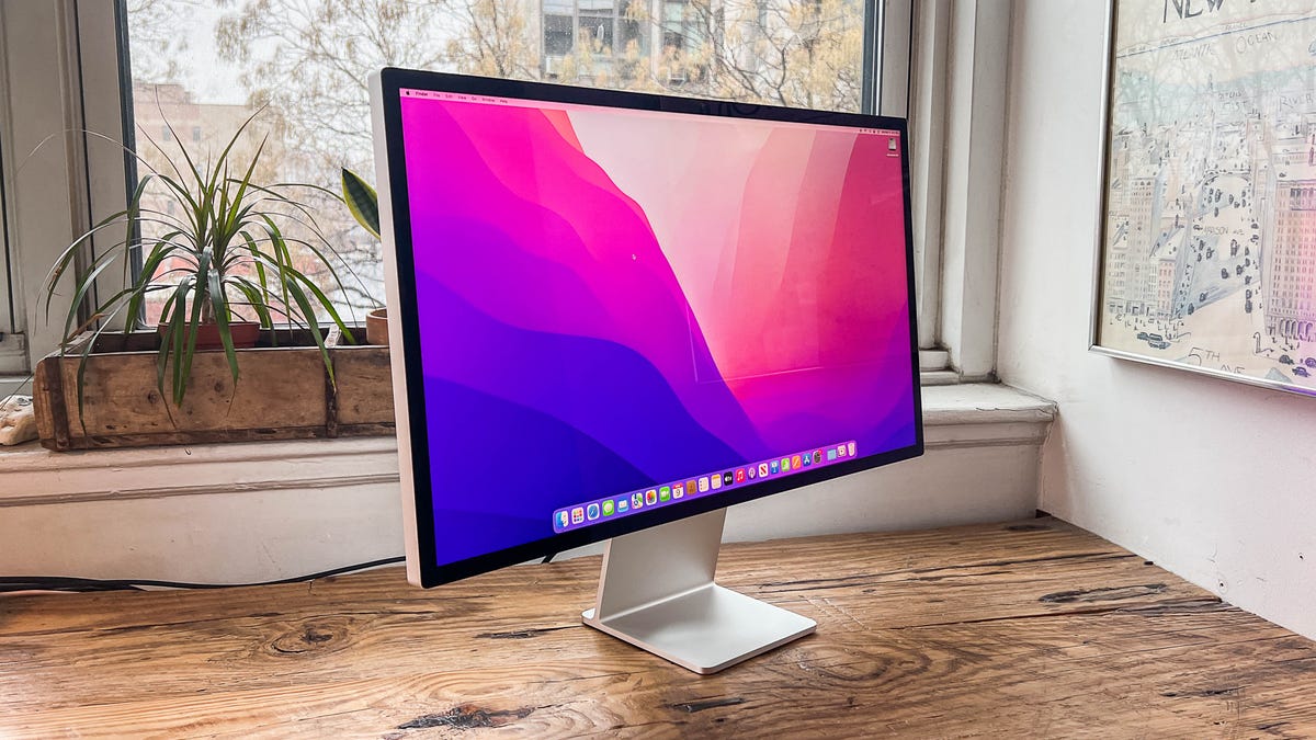 Mac Studio and Mac Studio Display