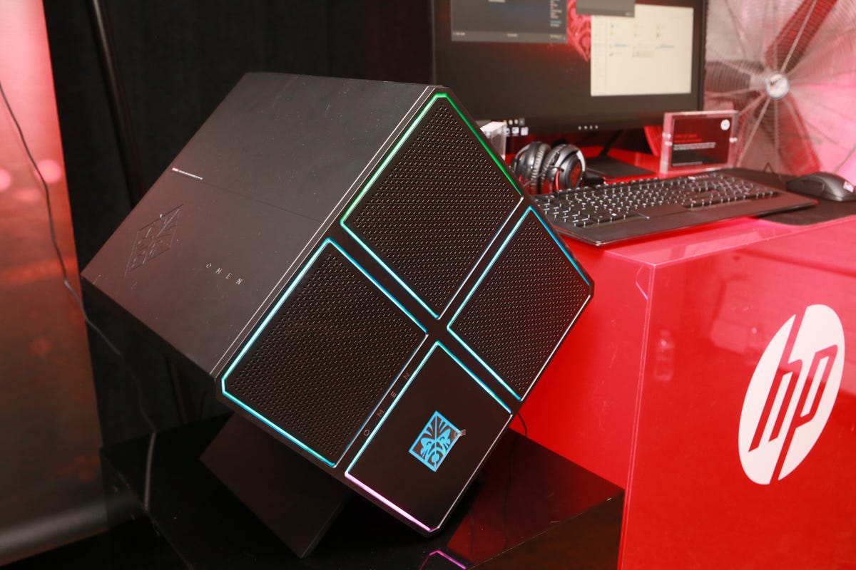 udkast Isse Sweeten HP's new gaming cube, the Omen X Desktop - CNET