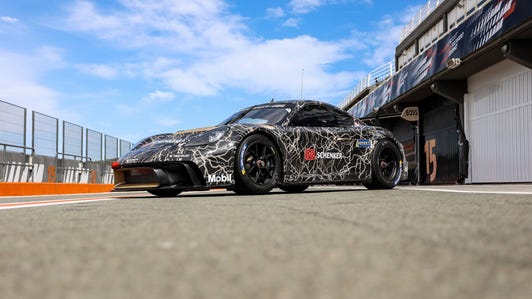2022 Porsche GT4 ePerformance
