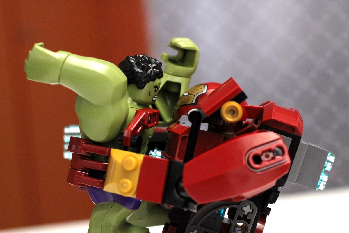 lego-hulk-buster-avengers-39.jpg