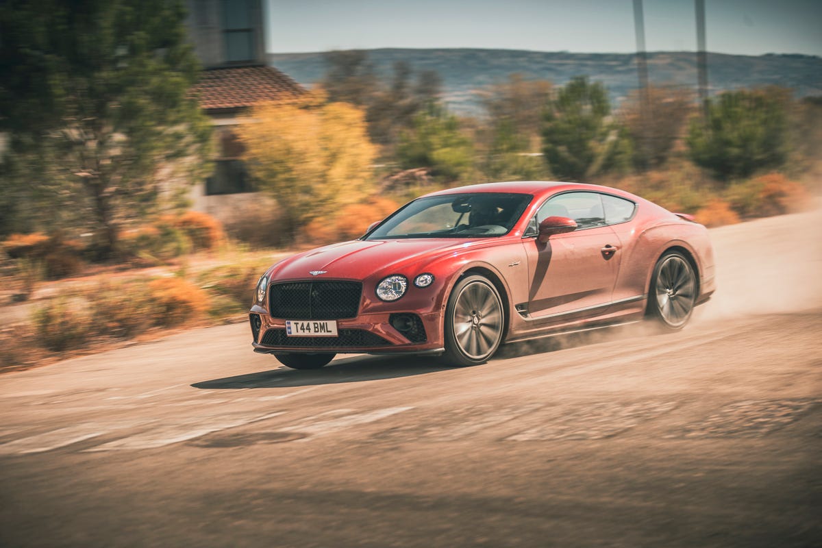2022-bentley-continental-gt-speed-ruby-red-17
