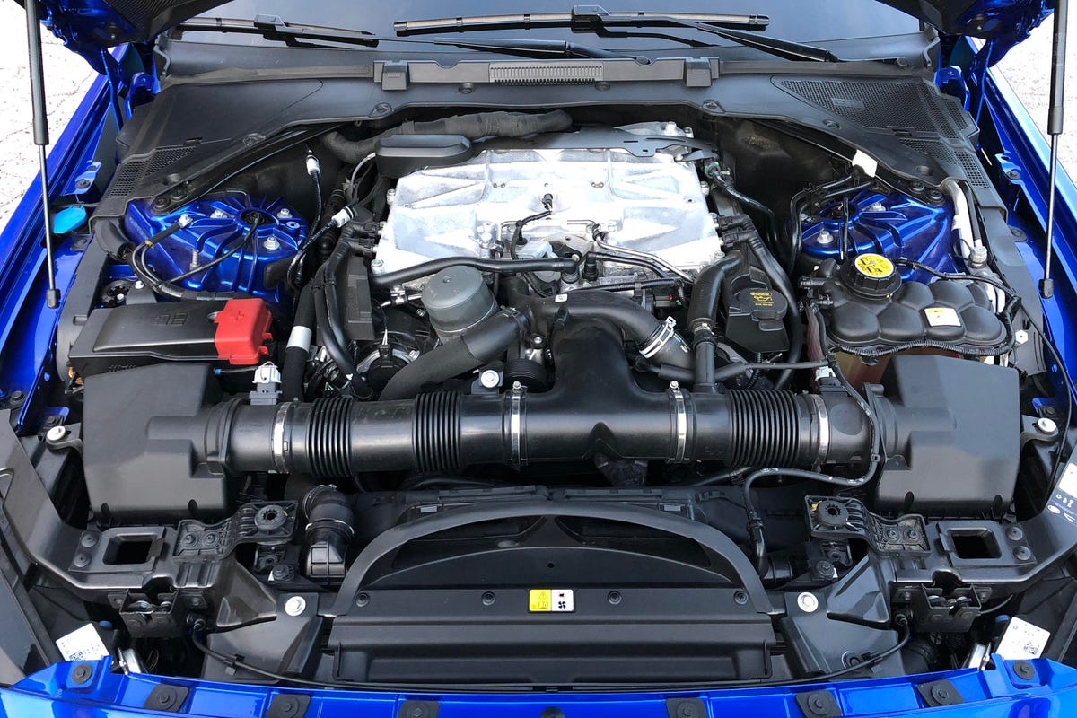 2019 Jaguar XE SV Project 8