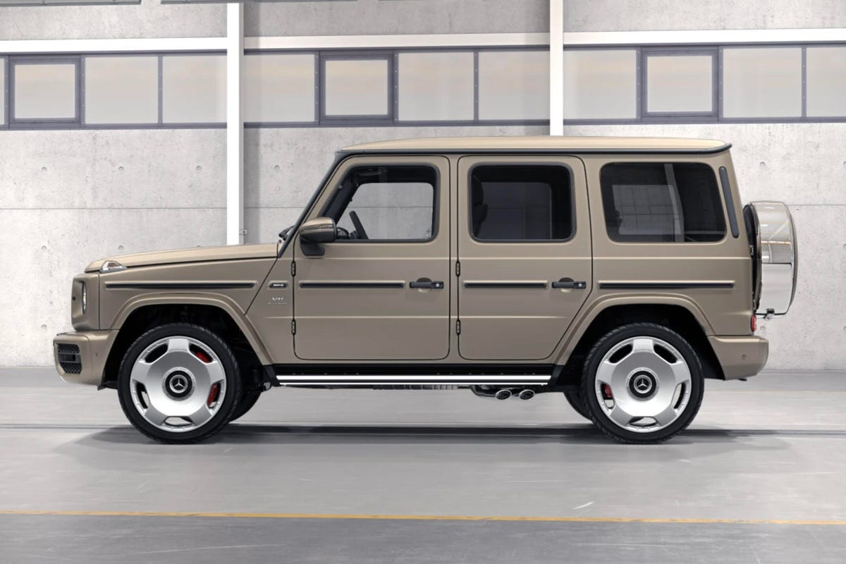 Side view of a gold Mercedes-AMG G63 showing new monoblock wheels